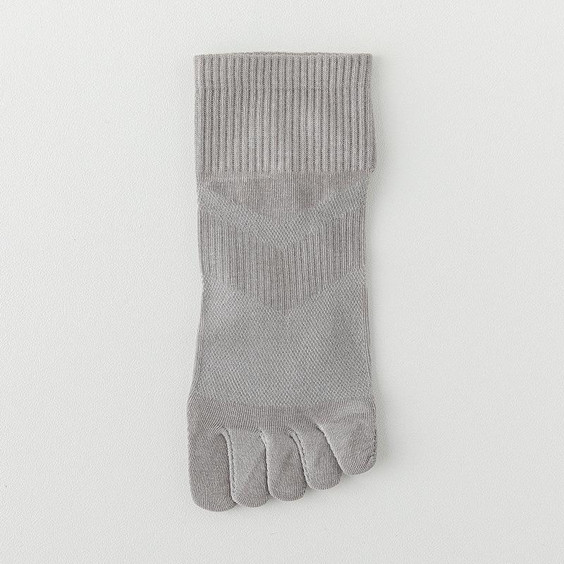 Men's Breathable, Lightweight Sports Cotton Boneless Five-fingered Short Socks