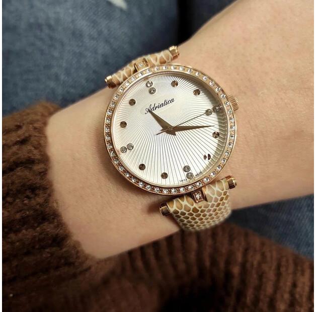 Часы Adriatica A3695.9V43QZ