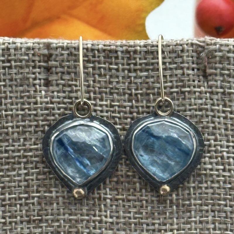 Vintage Round Inlaid Blue Stone Earrings Geometric Creativity Silver Color Dangle Earrings for Women Jewelry