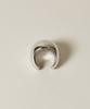 Novice Tokyo Bold Ring Ear Cuff Clip-On Unisex Volume Ear Cuff / Silver