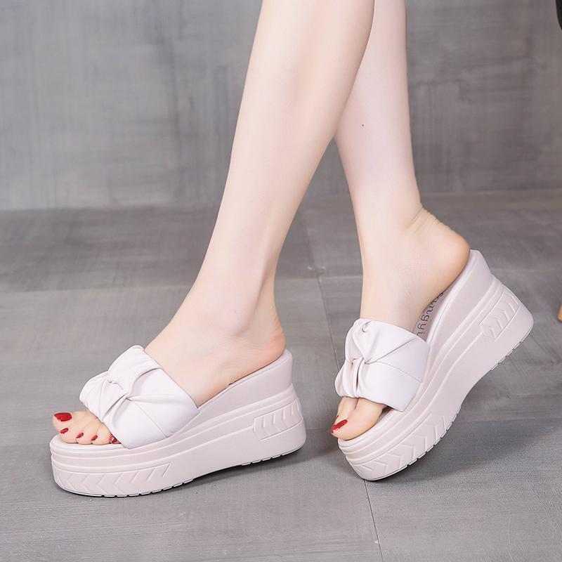 Slippers women's summer outer wear 2025 new sense one-word drag thick bottom heightening fashion fairy wind slope heel sandals