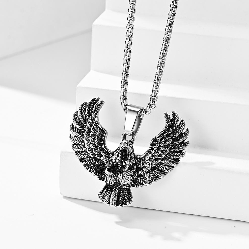 European and American Style Stainless Steel Retro Eagle Hunting Necklace Titanium Steel Eagle
