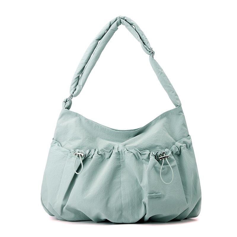 New Women's Simple and Versatile Pleated Nylon Bag Casual and Light Commuter Messenger Bag