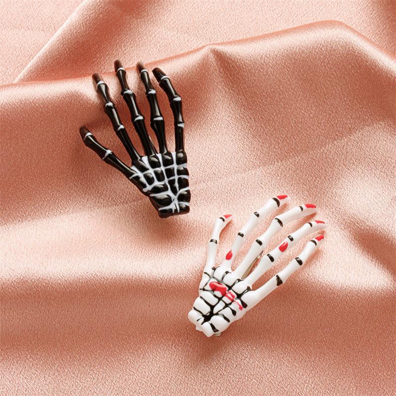 Harajuku Gothic Skull Hand Bone Hair Clip - Bloody Skull Grip