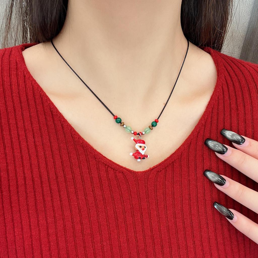 Colorful Beaded Gingerbread Man Christmas Necklace - Cute & Sweet Clavicle Chain for Women, Fashionable Sweater Accessory