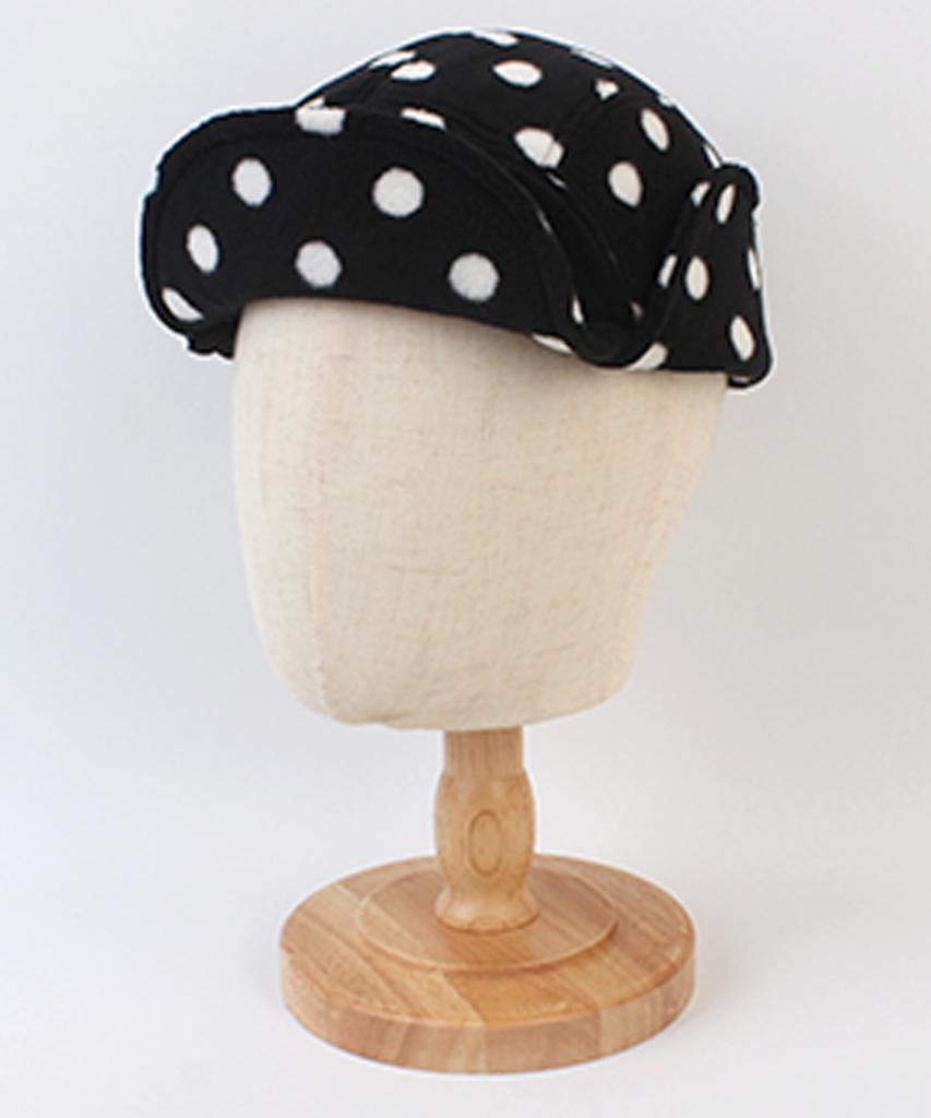 Yunibeosyeolkemiseuteuli Fleece Dot Half Earflap Cap