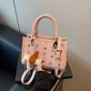 2025 New Popular Fashion Printed Handbag Women's High-end Sense Versatile Simple Shoulder Messenger Bag