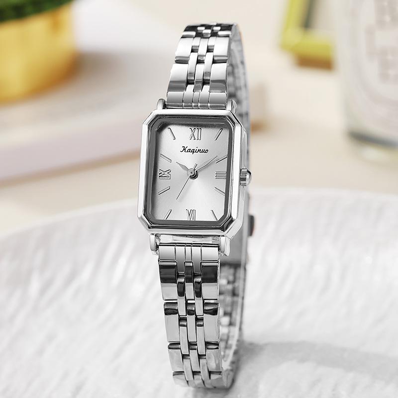 Montre Carrée Quartz Dorée de Luxe pour Femme avec Bracelet en Acier - Élégante, Mode Haut de Gamme pour Étudiants