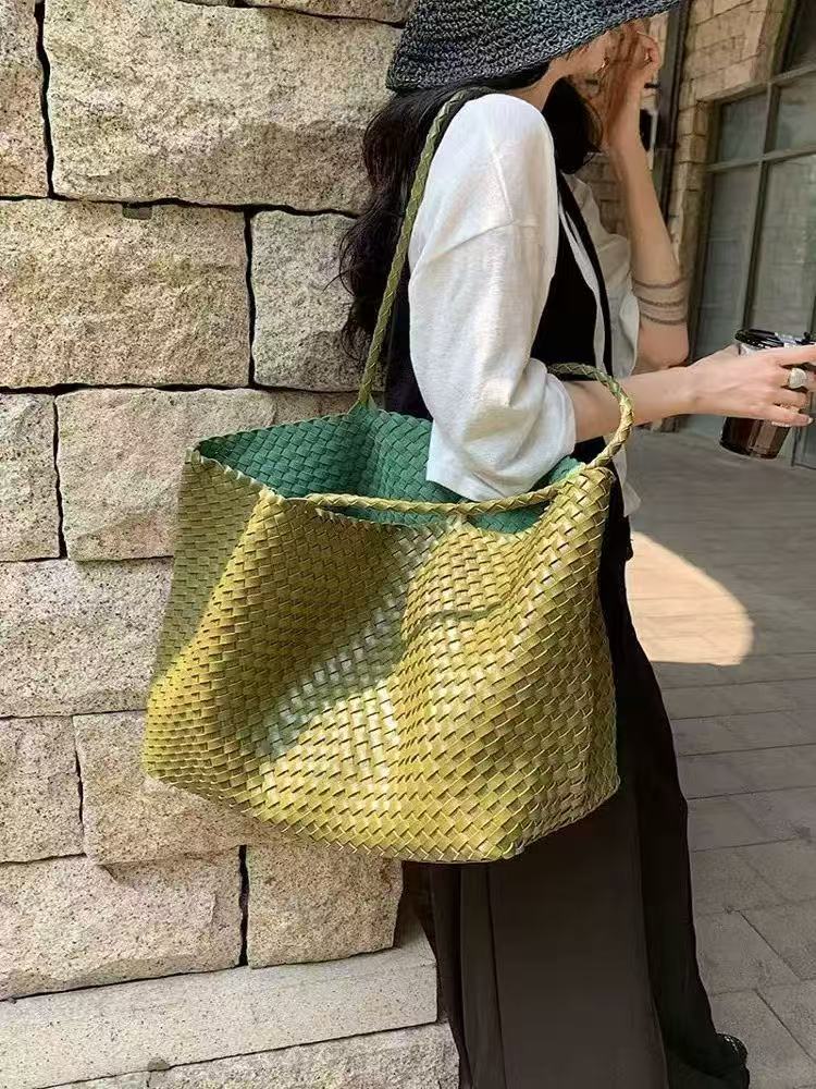 Damen Taschendesign Gewebte Tasche Hochwertiges Gefühl Große Kapazität Schultertasche Einfache Tragetasche Damen