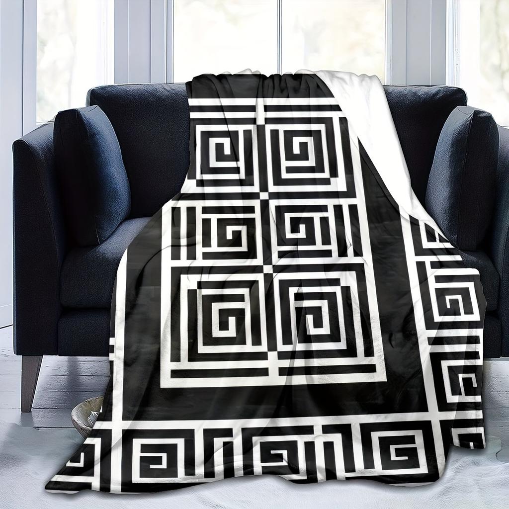 Nordic Black and White Striped Throw Blanket - Minimalist Geometric Motif Soft Lightweight Accent for Sofa Bed Travel Office