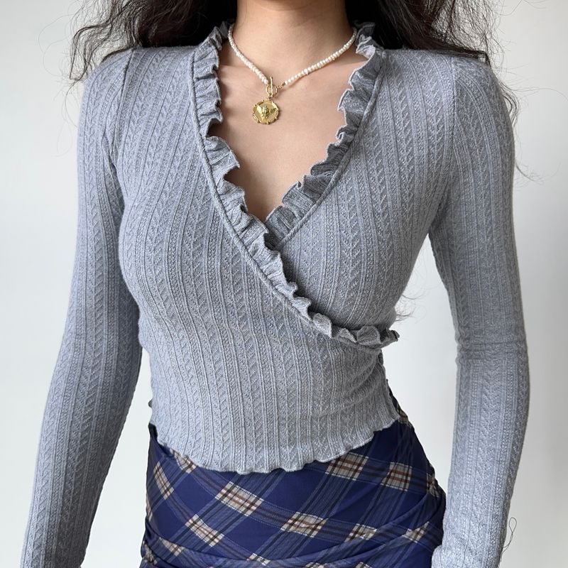 

Go Girl Go Homemade Fashion Style Stylish V-neck Long-Sleeve Knitwear Women s Tree Fungus-like Lacework Slim-Fit Short Top Grey(Actual inventory) S