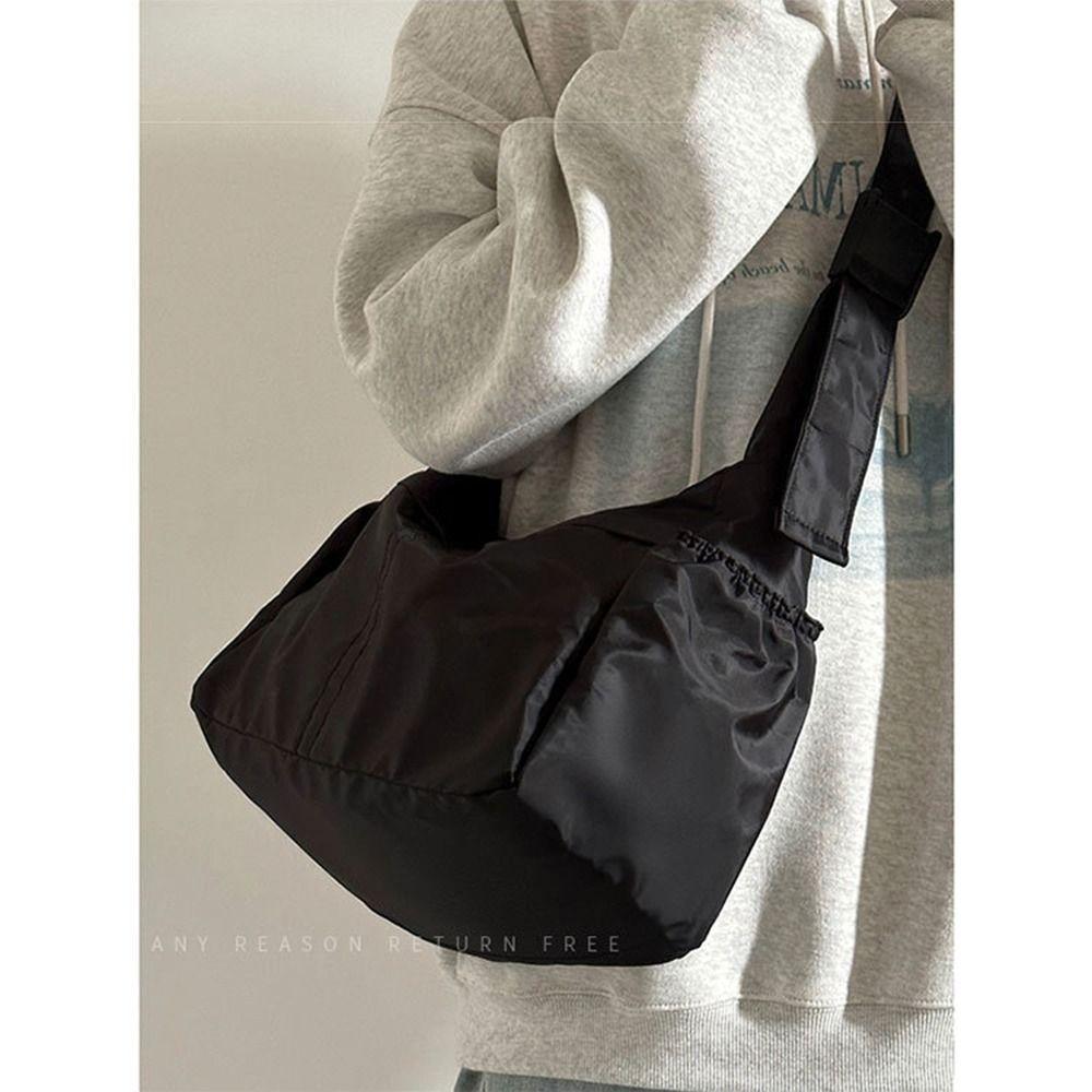 Large-capacity Nylon Tote Bag Solid Color Sports Messenger Bag Casual Shoulder Bag Gym