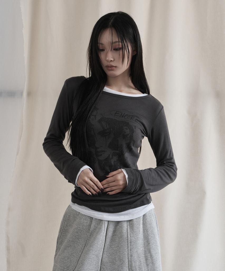 SWAYGLOW Wool Blend Graphic Long Sleeve T-Shirt (Ch)