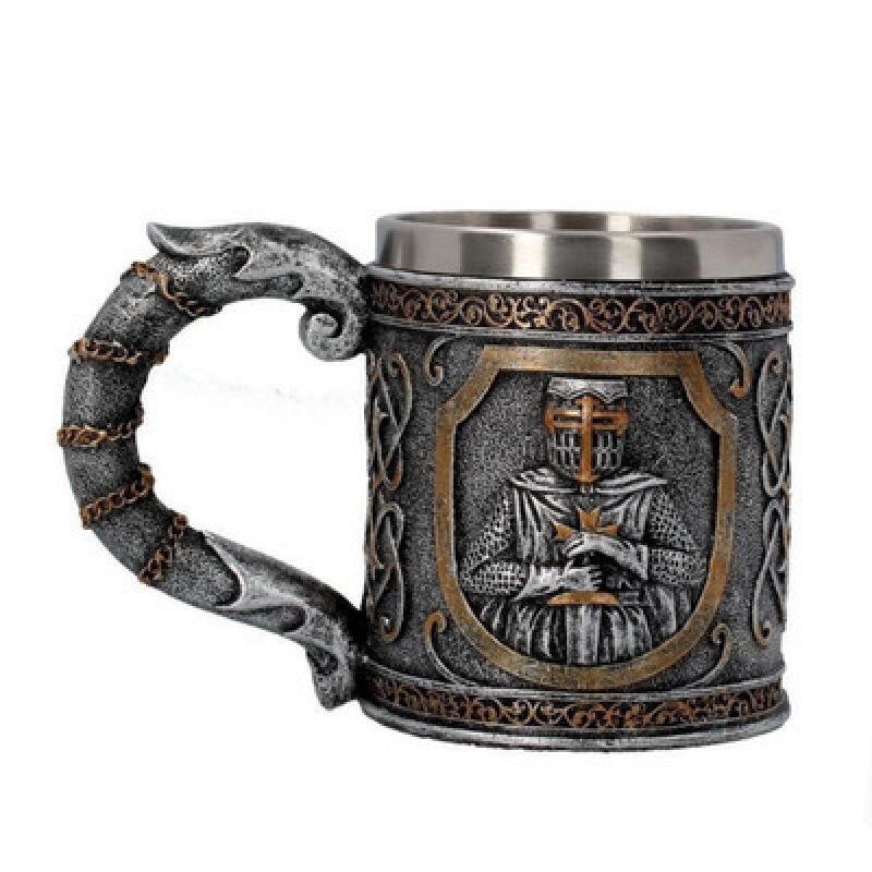 Ritter Edelstahlkelch Retro Bierkrug Whiskeybecher Kreatives geprägtes Harzornament Personalisierter Becher