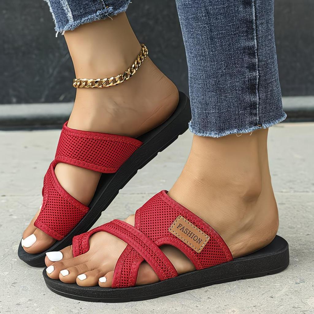 Women's Trendy Open-Toe Water-Resistant Slippers: Fashionable, Comfortable, Wear-Resistant Outdoor Sandals
