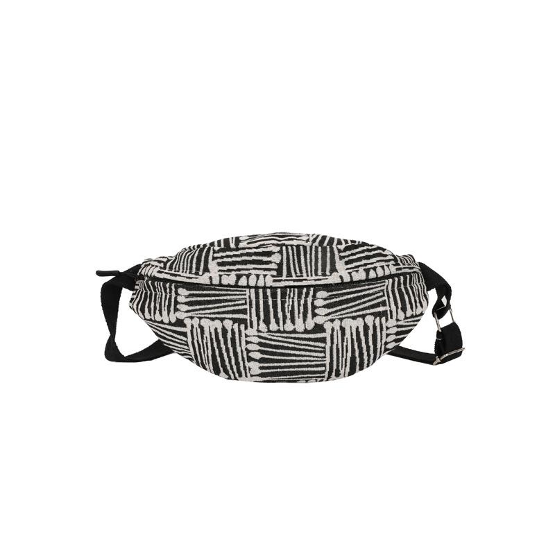 Crossbody shoulder bag fresh, simple and cute sports niche aesthetic casual breast bag