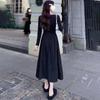 Autumn new niche design sense retro V-neck temperament thin waist small black dress dress