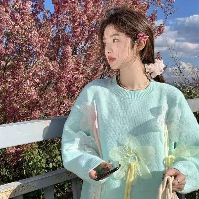 Women 3D Flower Solid Color Sweaters Sweet Woman Casual Round Neck Knitted Top Autumn Loose and Versatile Ladies Sweater