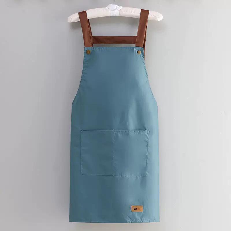 Waterproof and Oil-Proof Kitchen Apron with Convenient Storage for Men and Women