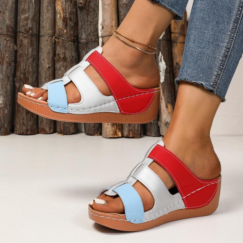 Modische Farbpassende Keilsandalen Damenmode Runde Zehenpartie Ausgehöhlt Genäht Weichsohlig Rutschfest Mittelhoch