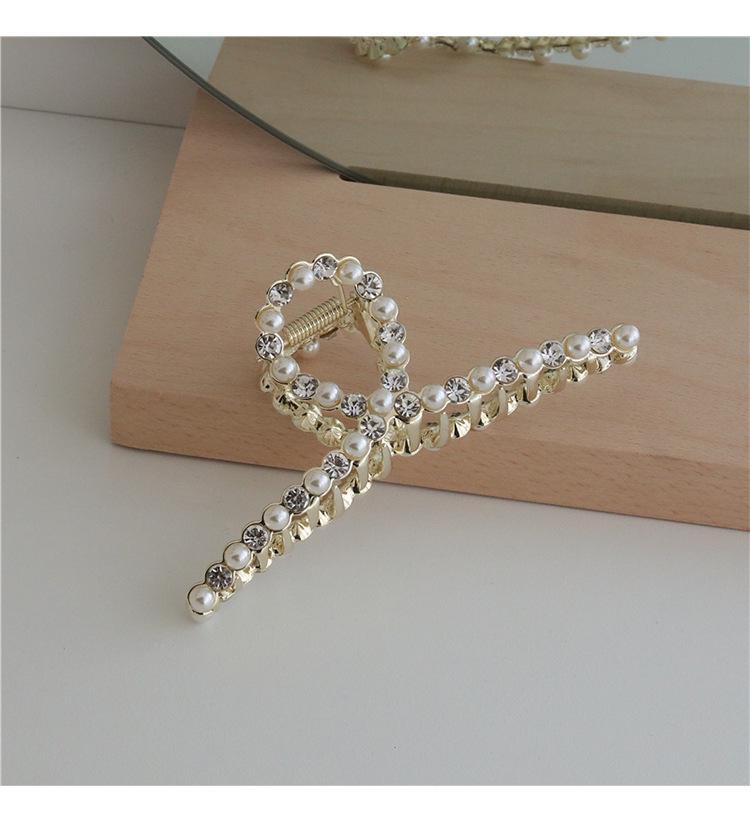 Korean Pearl Rhinestone Hair Clip - Fashionable Women's Accessory