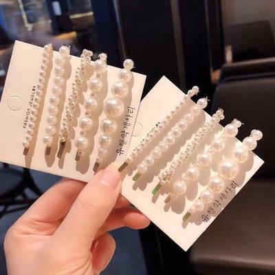 Charmante Haarschmuck-Spangen Schlichte Imitationsperlen Kopfschmuck Haarklammern Haarspangen Haarschmuck Süßes Geschenk für Frauen Mädchen Accessoires