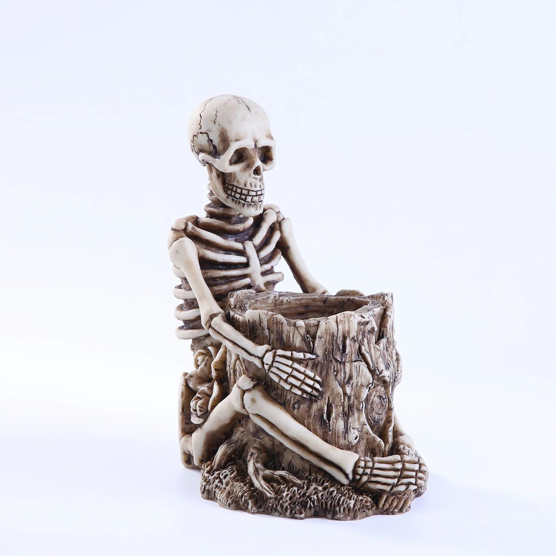 Creative Skull Multifunctional Storage Rack Desk Storage Pen Holder Resin Cosmetics Storage Halloween Gift
