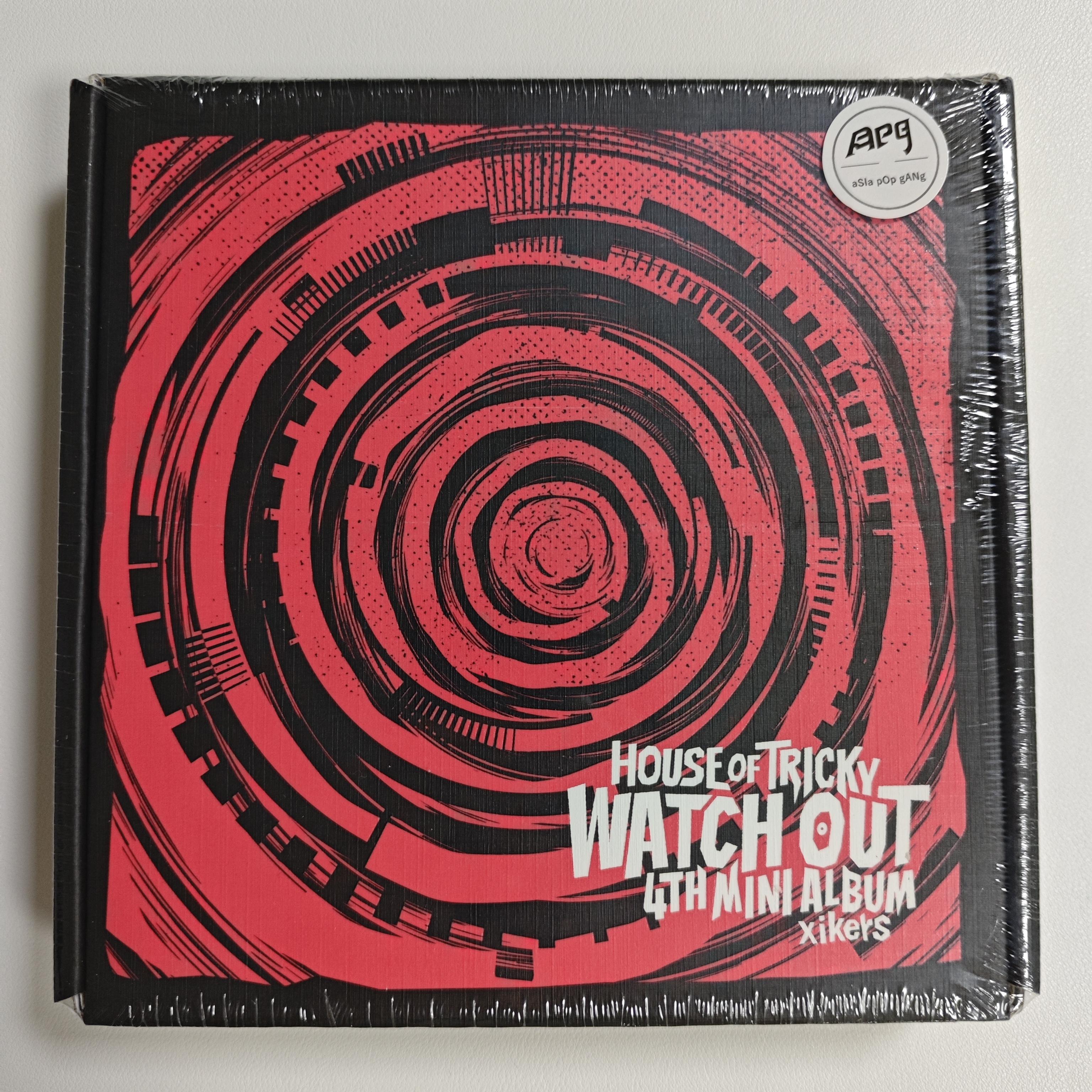 

XIKERS - [ДОМ ХИТРКИ : WATCH OUT] 4-й мини-альбом X