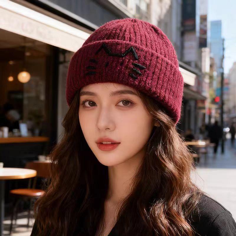 Winter hat women's new six-bearded cat solid color versatile knitted hat autumn and winter atmosphere artifact warm wool hat