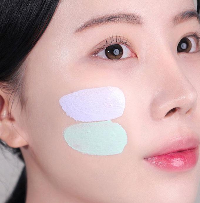 The Face Shop Air Cotton Makeup Base SPF30 – Tone Correcting Primer (Lavender / Mint, 35g)