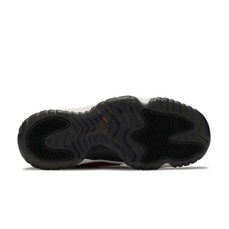 New Jordan Future Low Gym Red GS 724813-600