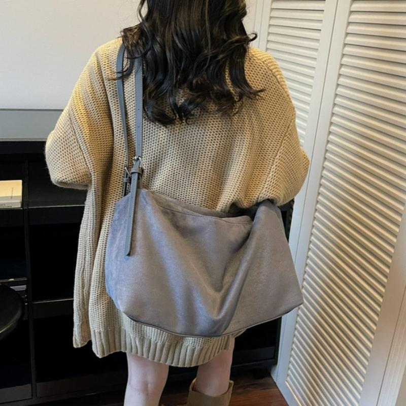 Large Capacity Suede Commuter Shoulder Bag Vintage Casual and Simple Crossbody Bag Fashi Versatile Texture Coach Bag for Women
