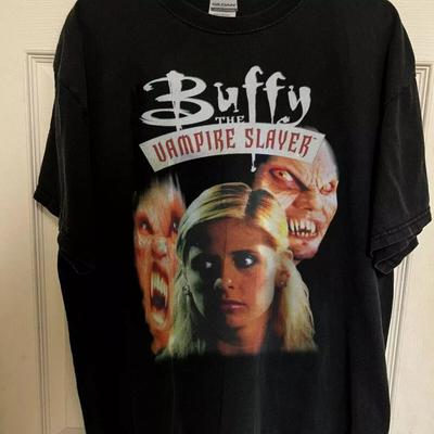 Buffy The Vampire Slayer Seltenes Design Basic Schwarz Unisex T-Shirt Nachdruck S5XL Unisex T-Shirt