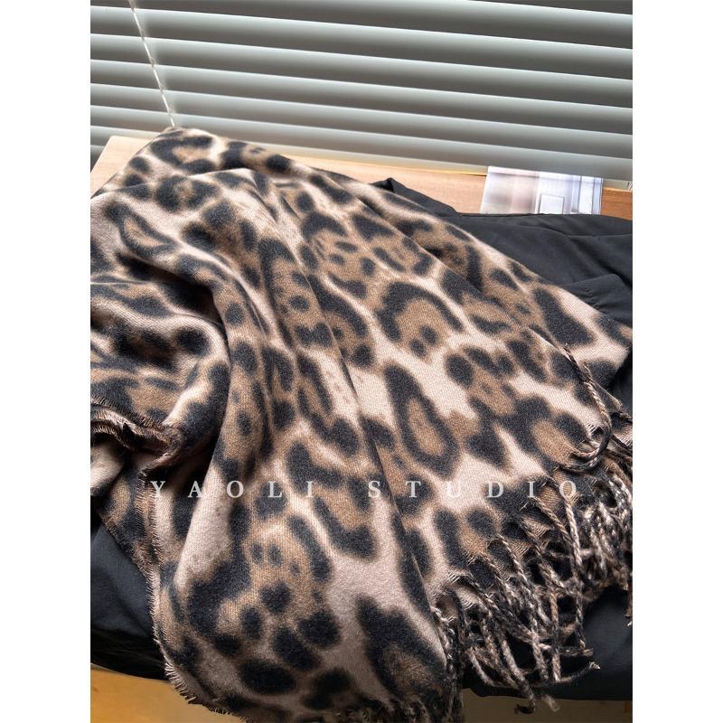 Couple Autumn and Winter Korean Style Warm and Cold proof Tassel Shawl and Scarf for Women