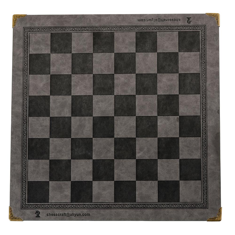 

Chess Board 9 Colors Embossed Design Leather Table Game Portable Universal Luxury Checkers Chess Intellectual Toy Gift серый