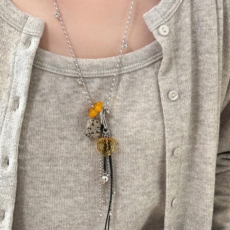Multi-element Necklace - Women's Fall/winter Heart-shaped Grape Pendant Long Cardigan Chain Accessory