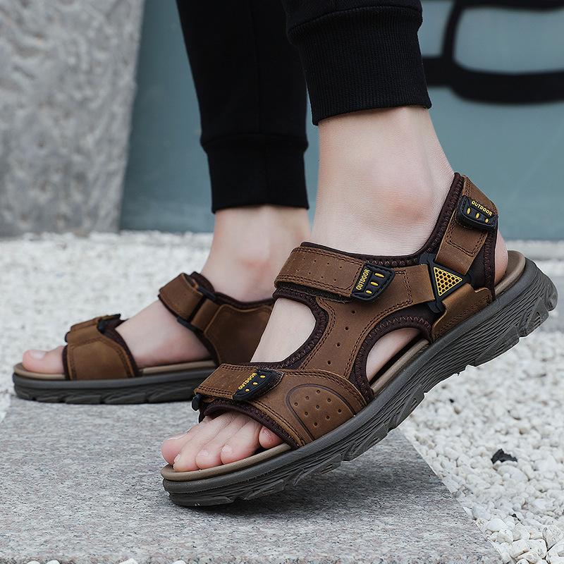 

Summer foreign trade explosion men s cowhide open-toed breathable and durable sandals can be 46 коричневий