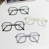 New Anti-Blue Light Large Frame Glasses - No Makeup Slimming Style, Trendy Myopia Glasses for Live Broadcasts and Social Media Influencers.