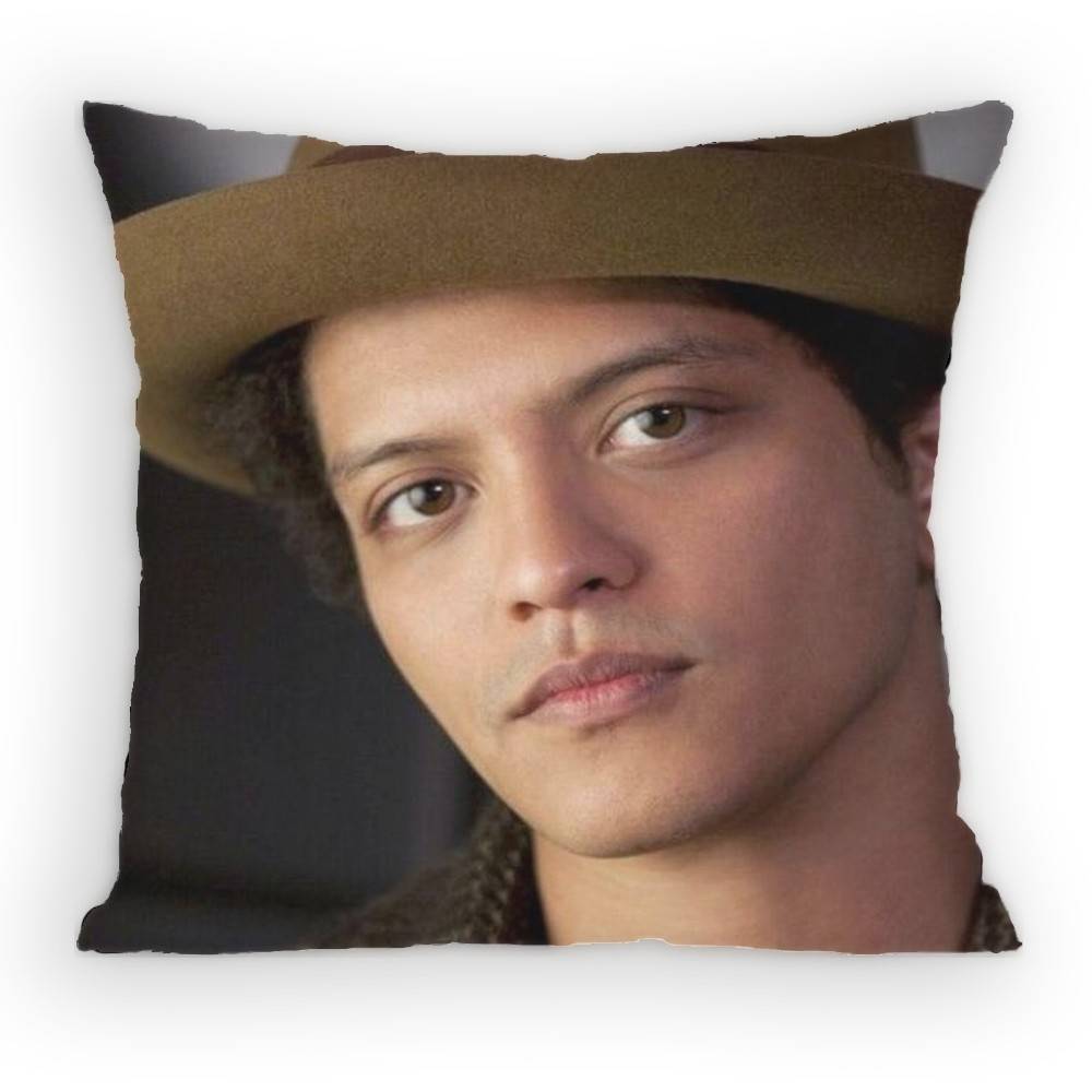 Singer BBruno MMars Pillow Case Antidustmite Pillowcase Invisible zipper silky short plush Sofa cushion cover