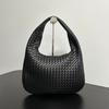 Small Handwoven Crescent Bag Large Capacity Dumpling Minimalist Commuter Shoulder Crossbody