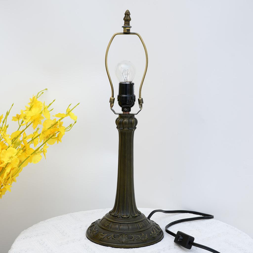 Vintage-Lampenfuß, nur geeignet für 8 Zoll(20 cm)/12 Zoll(30 cm) Lampenschirm mit 1 E27/E26-Fassung, Antikmessing-Finish