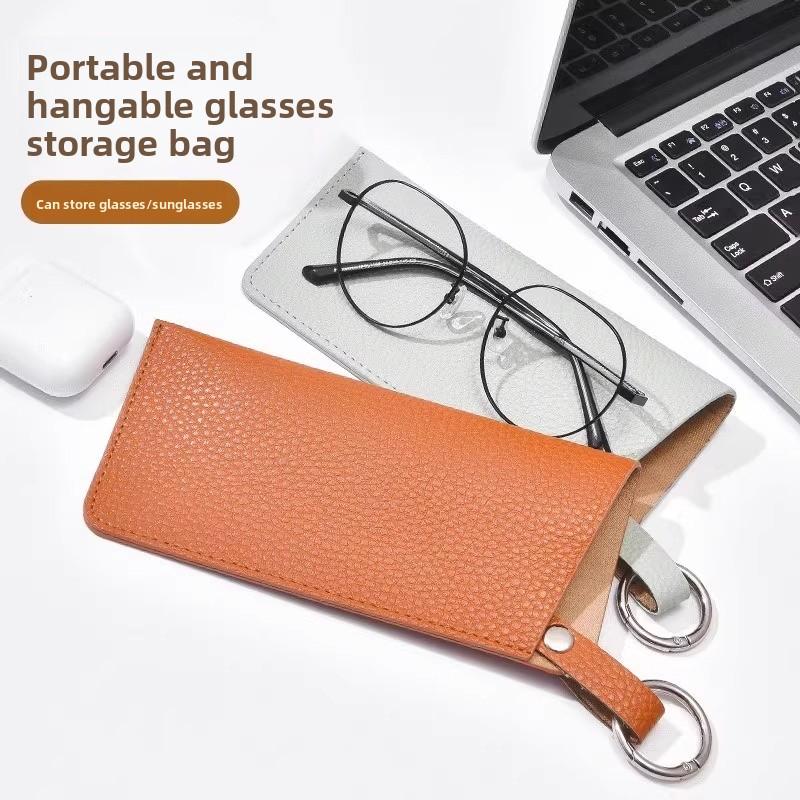 

Convenient Key Ring Hangable Glasses Storage Bag 1PC абрикосовий