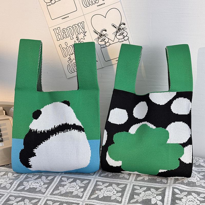 Kuanzhai Alley Souvenir: Chengdu Panda Grandpa Knitted Women's Tote Bag