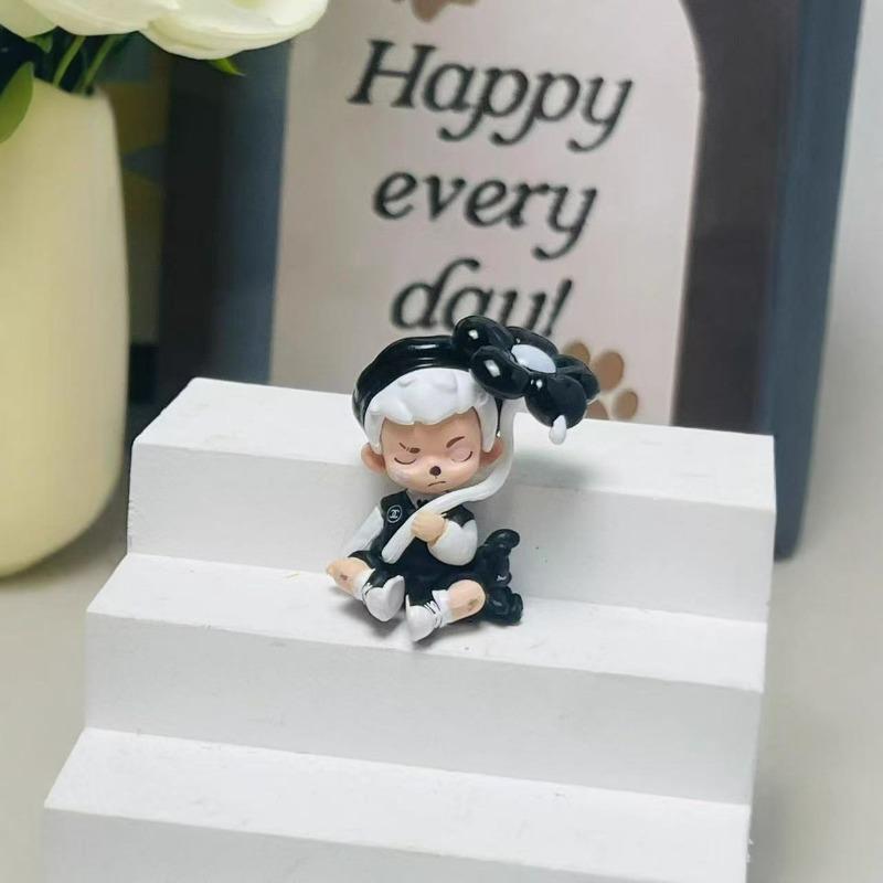 Mengli Dimo Sister Erchuang Changed The Baby's Optional Gift, Which Can Be Punched and Made Into A DIY Keychain Mobile Phone Chain.