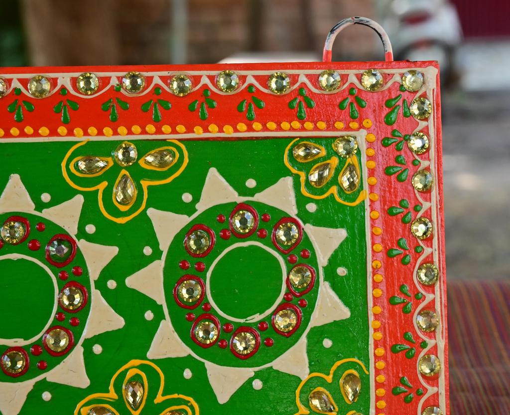 Indische Volkskunst Spiegelarbeit Holz Wandpaneel: Handbemalte ethnische Dekoration