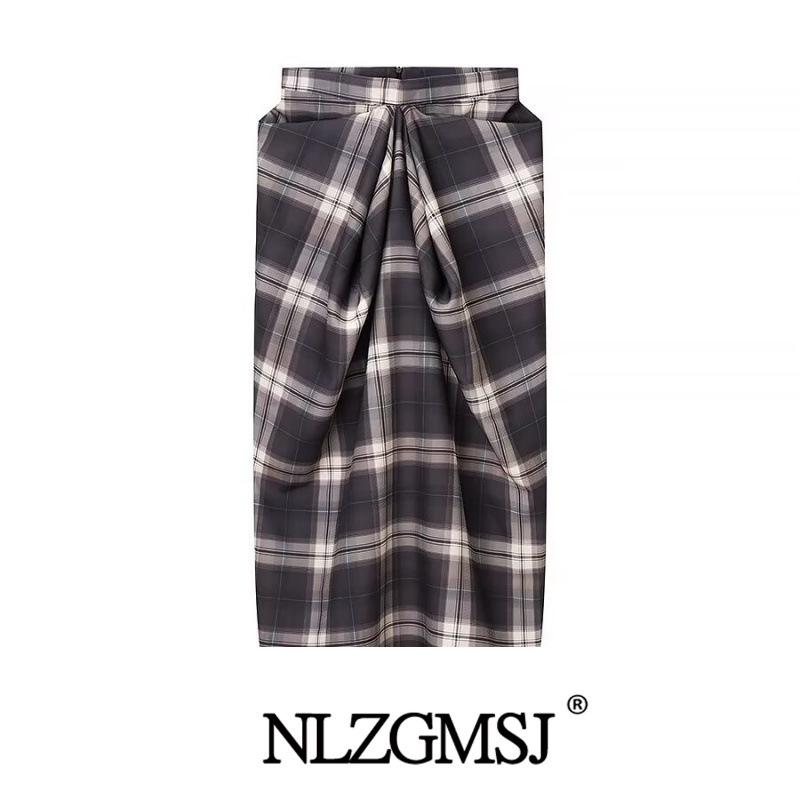2025 Winter European & American Style Slimming Irregular Plaid Skirt Small