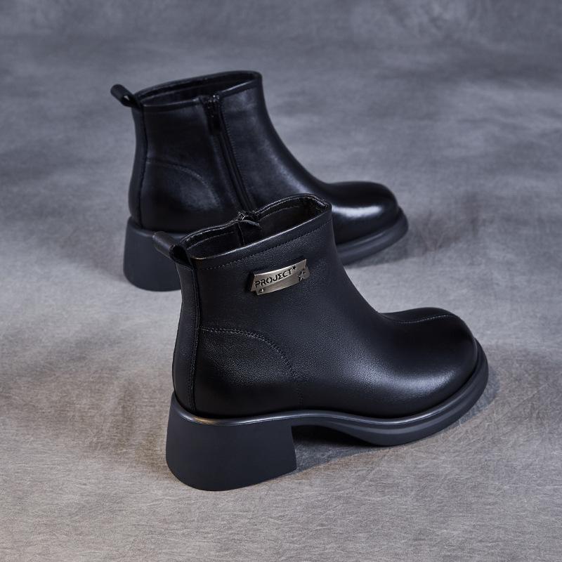 Skinny Short Boots Women's 2026 Autumn and Winter New Soft Cowhide Middle Heel Fashion Single Boots Round Head Thick Heel Velvet Leather Boots