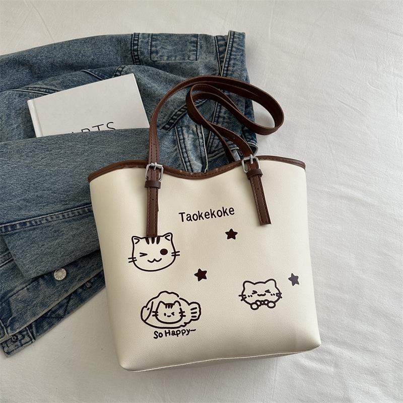 

Large-capacity bags Women s new products Contrast color Trend One shoulder Underarm bag Commuter student class Tote bag