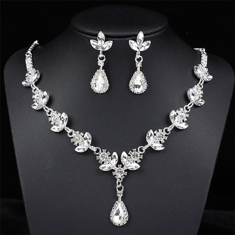 Trendy Rhinestone Luxury Necklace Earrings Set Wearing Skirt Wearing Camellia