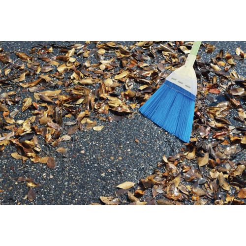 Takagi TAKAGI Shark Broom, Small, Made In Japan, Strong and Serrated, Sweeps Wet Leaves, Dirt, and Mud, Outdoor Cleaning, Takagi